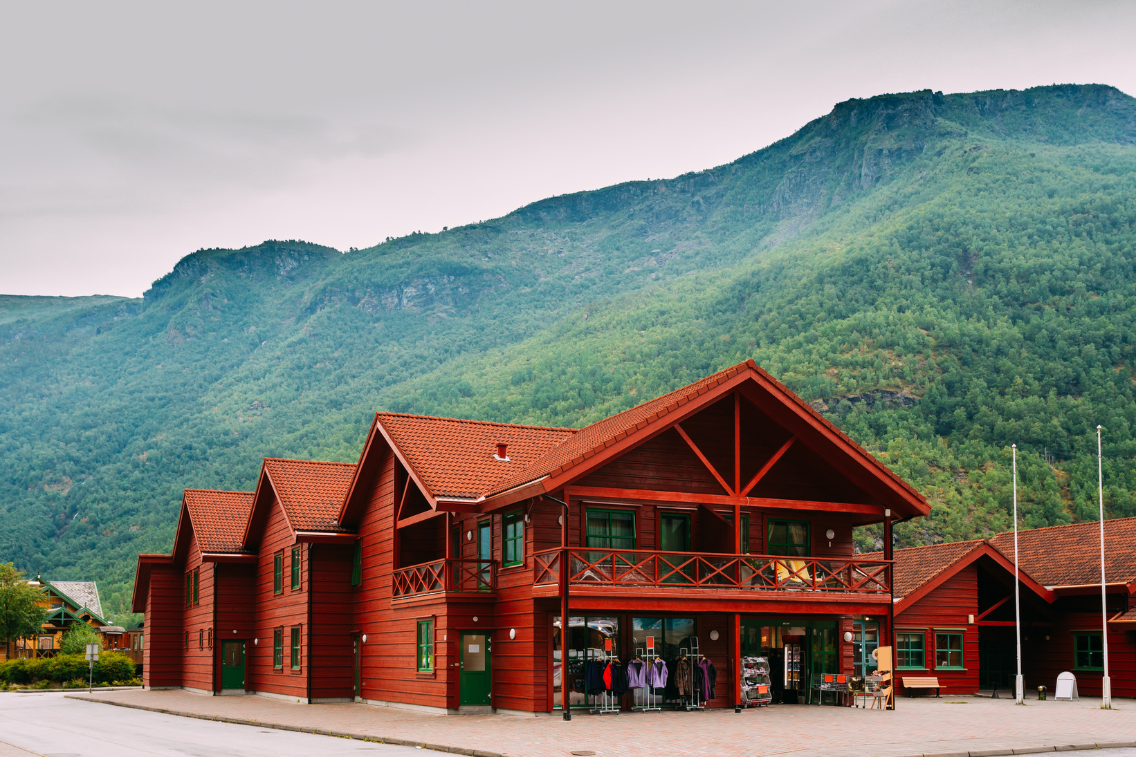 The Flam Railway: Norway - station