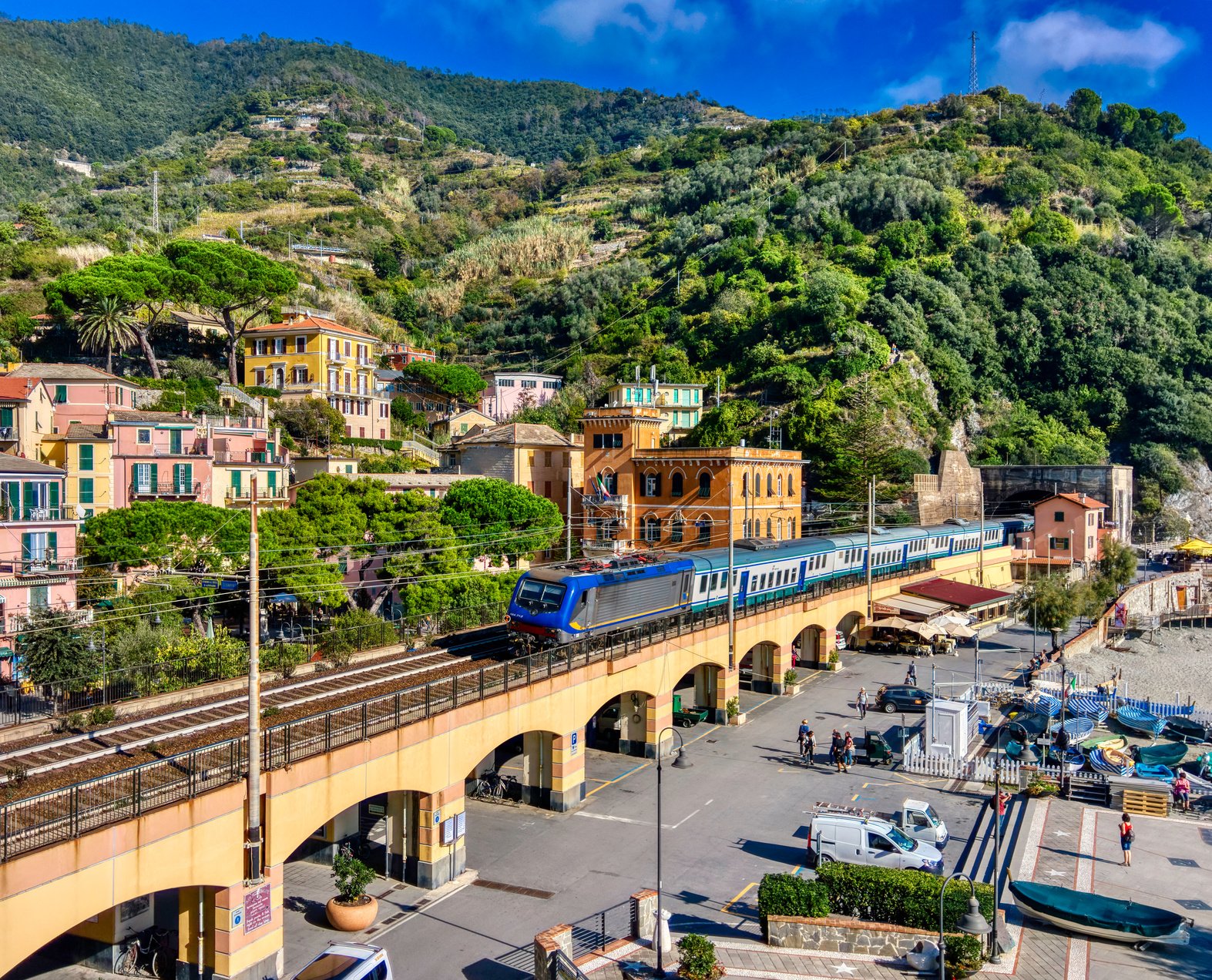 The Cinque Terre Line: Italy